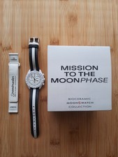 Swatch x Omega Snoopy Moonswatch Mission To The Moonphase MINT + 2 Straps!