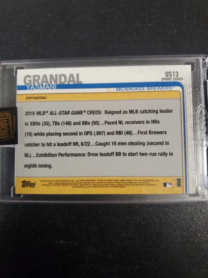2022 Topps Archives Signature Series Yasmani Grandal Auto /52 - Image 4 of 4