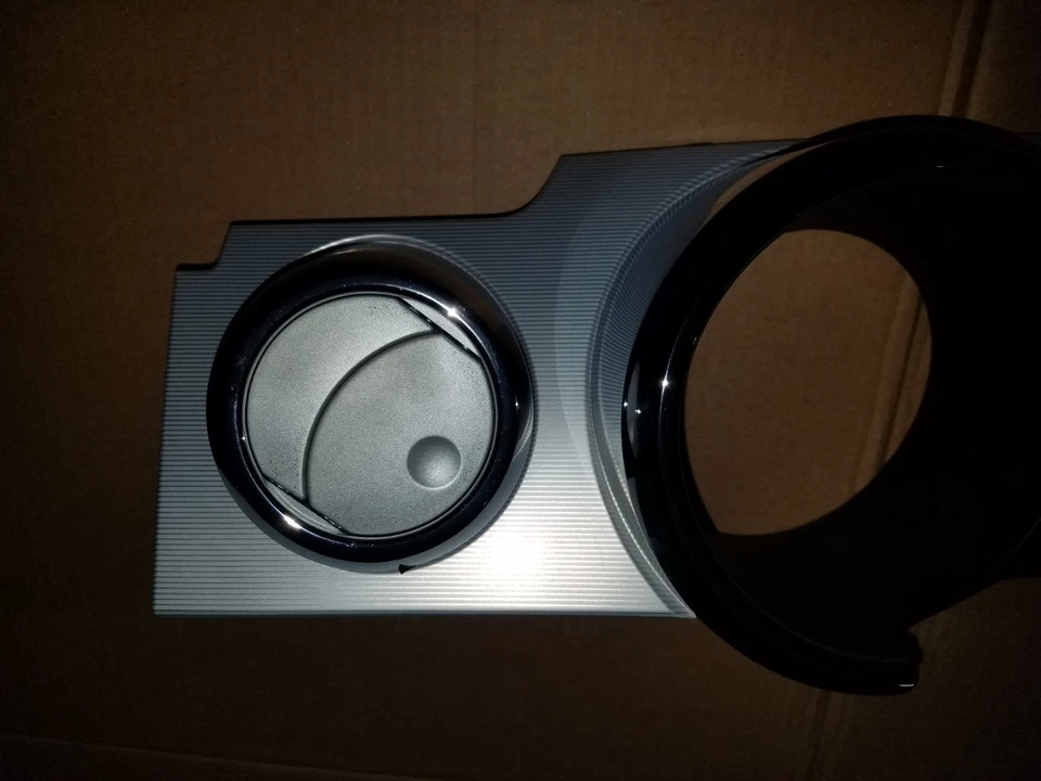 Ford Mustang 2005 a 2009 juego de molduras de cubierta de ventilación con bisel plateado Foto 3 de 4