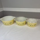 Vintage Pyrex Shenandoah Cinderella Casserole 3 Bowl Set 473 474 475 (2 Lids)