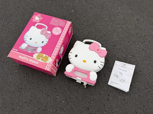 Hello Kitty Waffle Maker KT5221 Sanrio 2004 Tested Works
