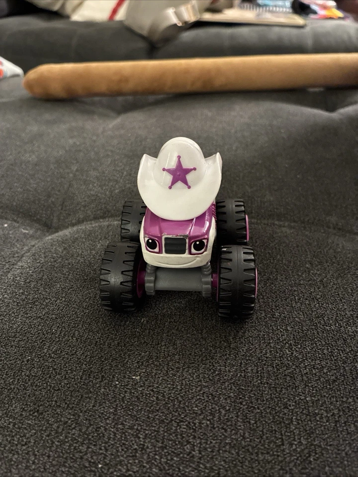 Mattel Blaze & the Monster Machines Die-Cast Truck - Image 2 of 4