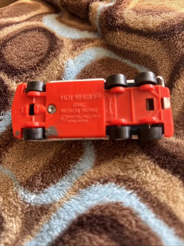 VTG Hot Wheels 1976 Scene Machine Captain America GMC Motor Home Hong Kong - Image 3 of 4