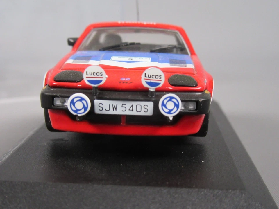 D790 IXO Triumph TR7 V8 #5 Manx Rally 1978 UK Pond Gallagher 1:43 + Scatola - Immagine 3 di 4