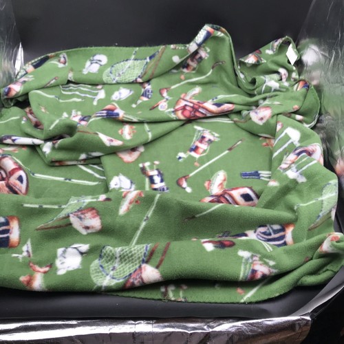 VTG Laurie Korsgaden Golf & Fishing Fleece Green Blanket Polyester -- 50" x 60" - Picture 8 of 9