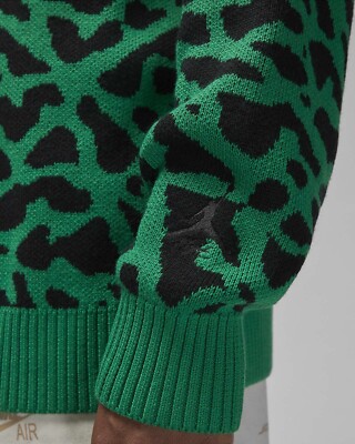 Nike Air Jordan Flight Heritage Cardigan Sweater - Green Nike Air Jordan Flight Heritage Cardigan Sweater - Green