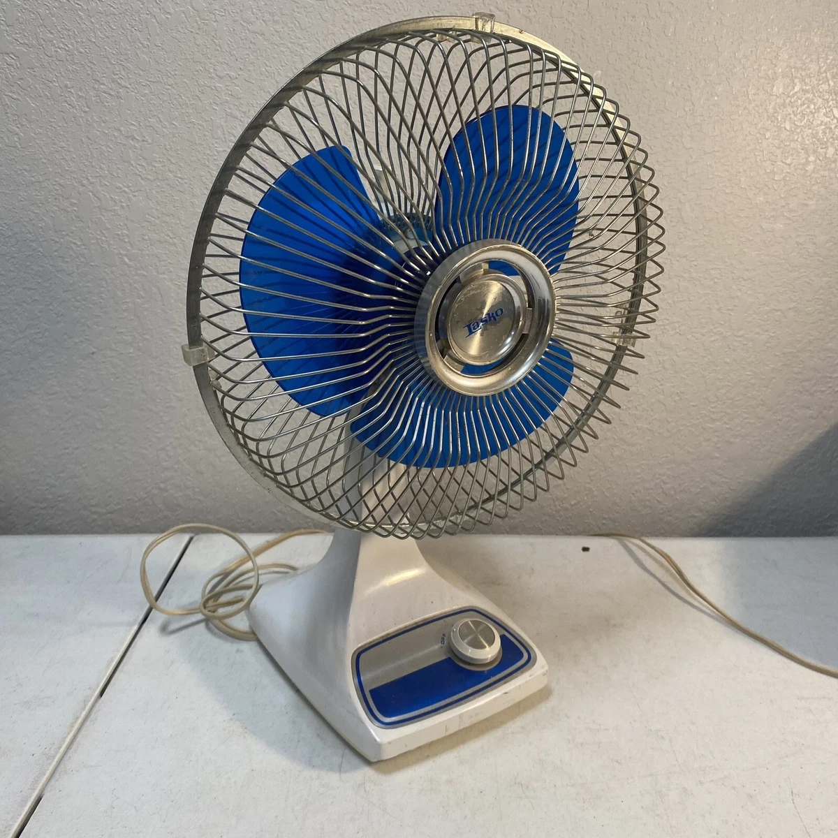 Vintage 60s Lasko E20739 Oscillating Fan Type 9 Style A1 Blue Blade 9u0026#034;  2Speed | eBay