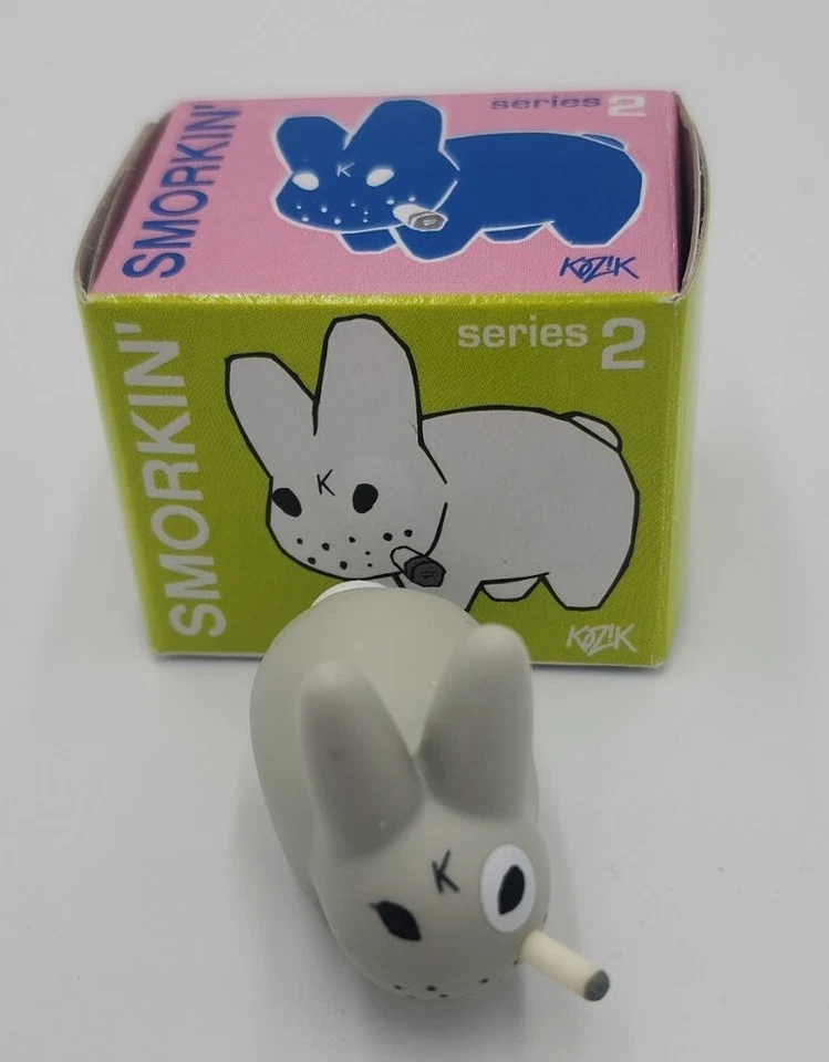 Kidrobot SMORKIN' LABBIT Serie 2 GRIS Mini Figura Vinilo 1.5" Frank Kozik Foto 2 de 4