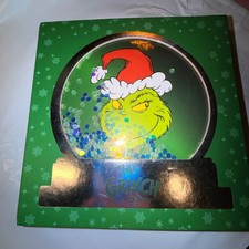 Dr. Seuss The Grinch Cozy Socks Women Size 4-10 NEW 2 Pairs Gift Box Shaker Lid