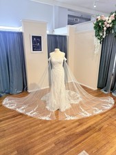 Rare Disney Fairy Tale Wedding Dress Sample Rapunzel Size 10 NWT