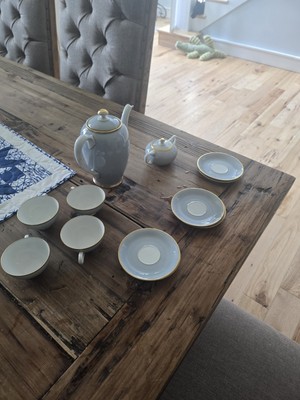 12 Peice Mint Condition Tea Set