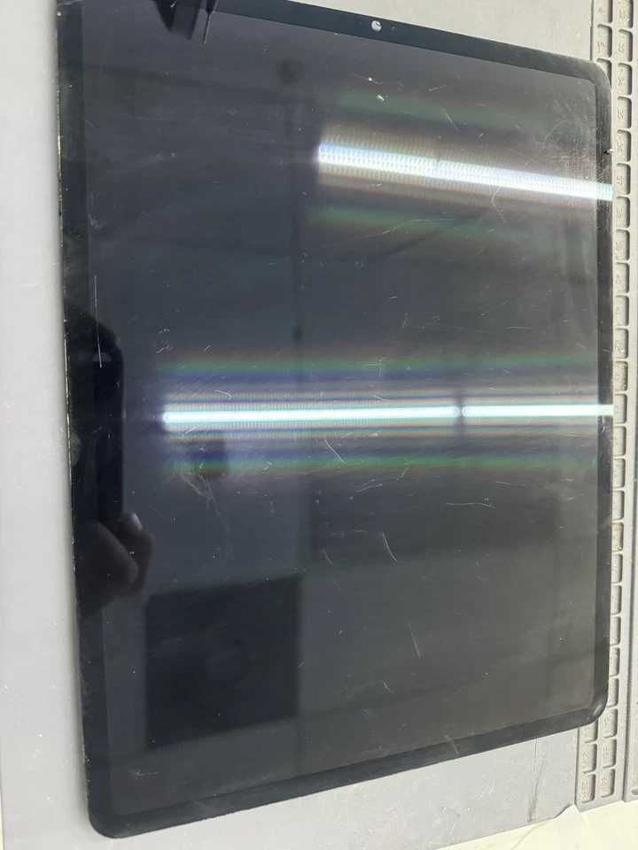 iPad Pro 12.9 5.Gen substituição de tela - Imagem 2 de 2