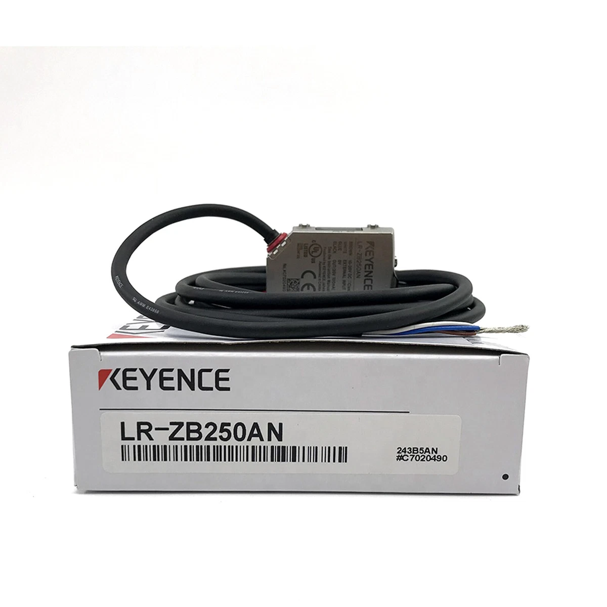 One New Keyence LR-ZB250AN Laser Sensor LRZB250AN Expedited