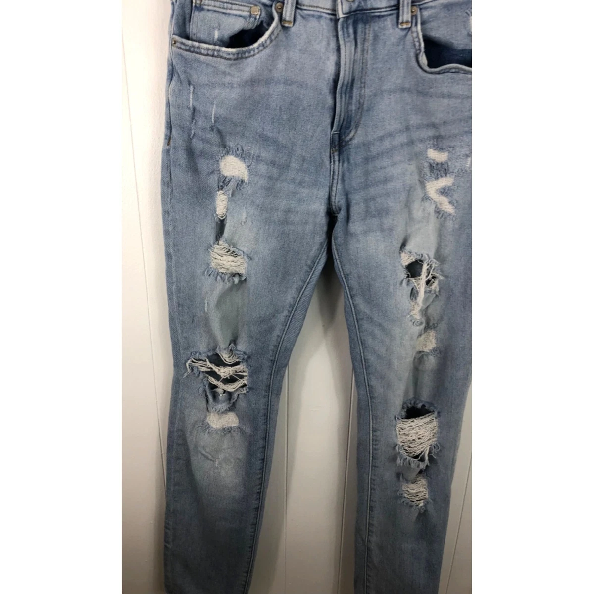 H&m top distressed jeans