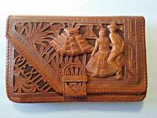 Beautiful Vintage Leather Purse Embossed Tooled 3D Raised Handheld Clutch