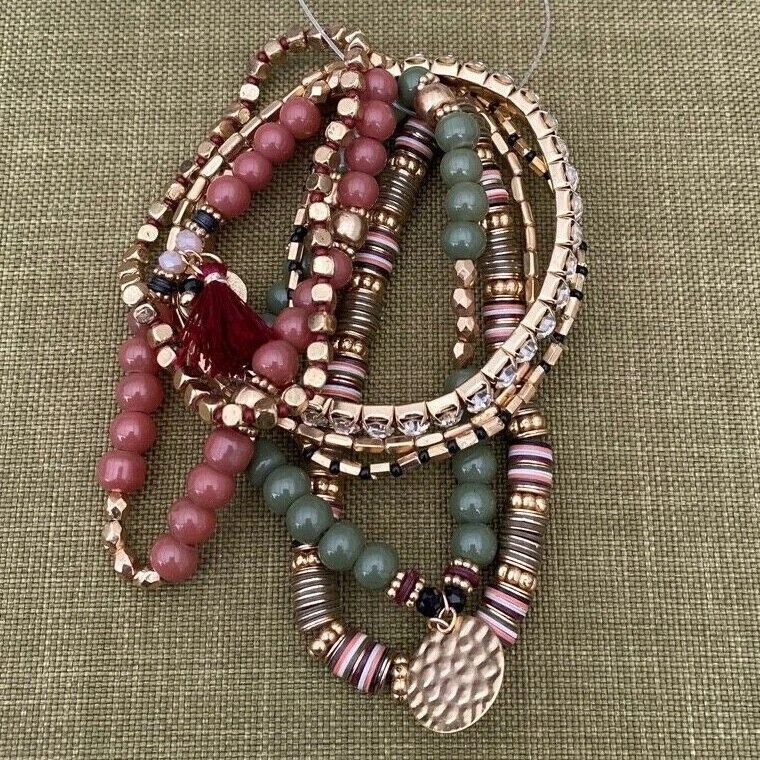 7 Armbandset mit Perlen und Anhängern von Accessorize Neu - Bild 4 von 4