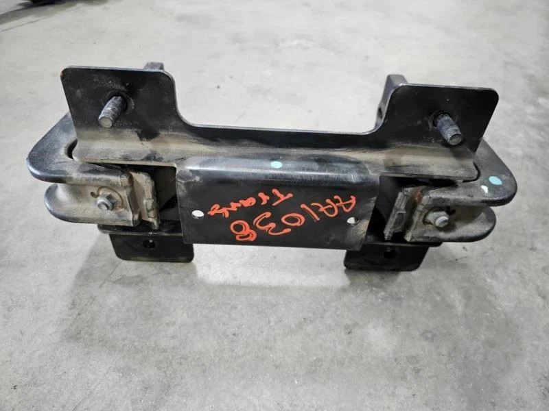 Transmisión Hino 195 Crossmember 2018 usada enviada Aisin Foto 4 de 4