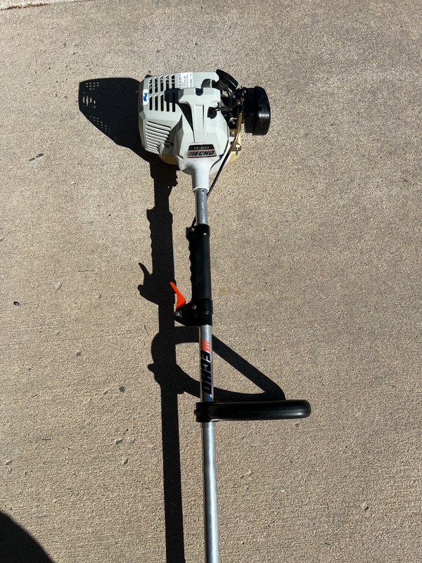 Echo PE-200 Powered Edger, rarely used, in good condition