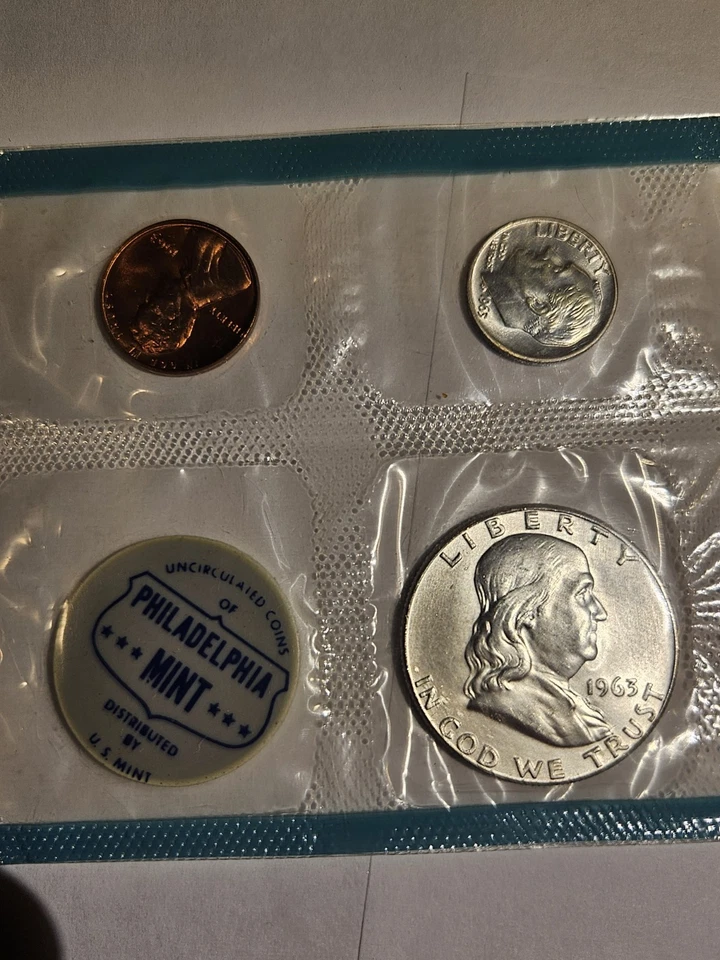1963 US MINT SILVER P & D Set 90% Franklin Washington SILVER COINS - Image 2 of 4