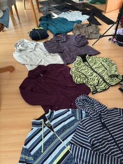 Damen Paket Bekleidung Bekleidungspaket Gr. 42/44 Jeans Jacken Blusen