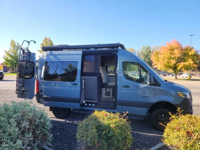 2023 Mercedes-Benz Sprinter 2500 Standard Roof w/144" WB Van 3D - Image 2 of 4