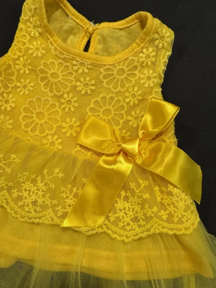 Disfraz Princesa “Belle” Vestido con Volantes y Encaje Infantil 6-12- ¡Tan suave!  Foto 4 de 4