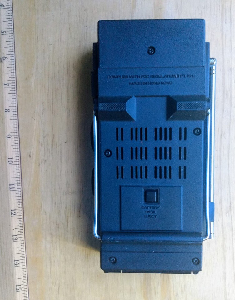 vtg GE Transistor SCANNER *earphone jack *9v jack *6 batteries *4