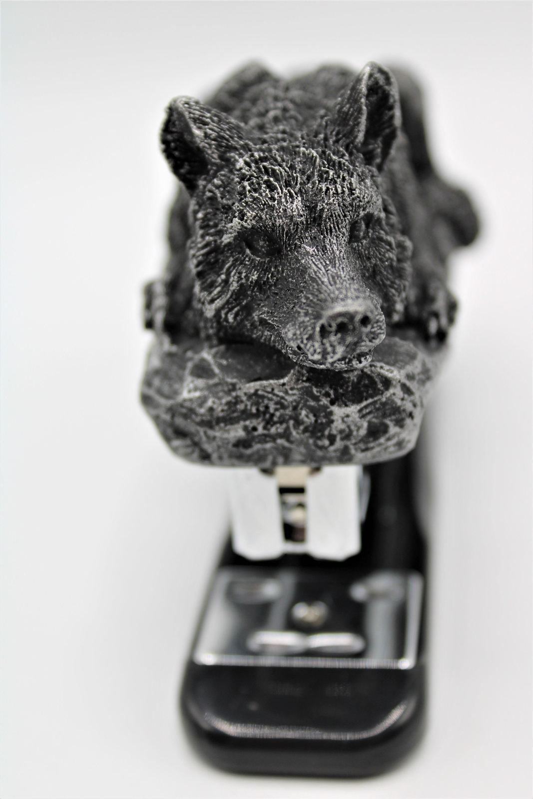Wolf Figure Stapler Office Desktop Accessory Totem Wolf Spirit-image