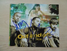 Outlandish Autogramme signed CD-Cover "Aicha"