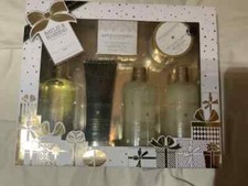 Baylis  Harding Luxury Bath  Body Gift Set. Sweet Mandarin  Grapefruit.6pcs