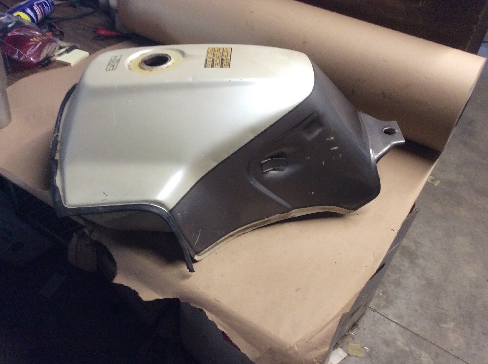 82 HONDA CX500 CX 500 TURBO FUEL PETROL GAS TANK OEM 175A1MC7000ZA eBay