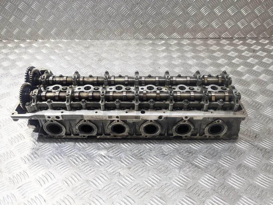 BMW 6 SERIES F06 CYLINDER HEAD & CAMSHAFTS 3.0 D 640D / N57D30B DIESEL 2014 - Image 3 of 4