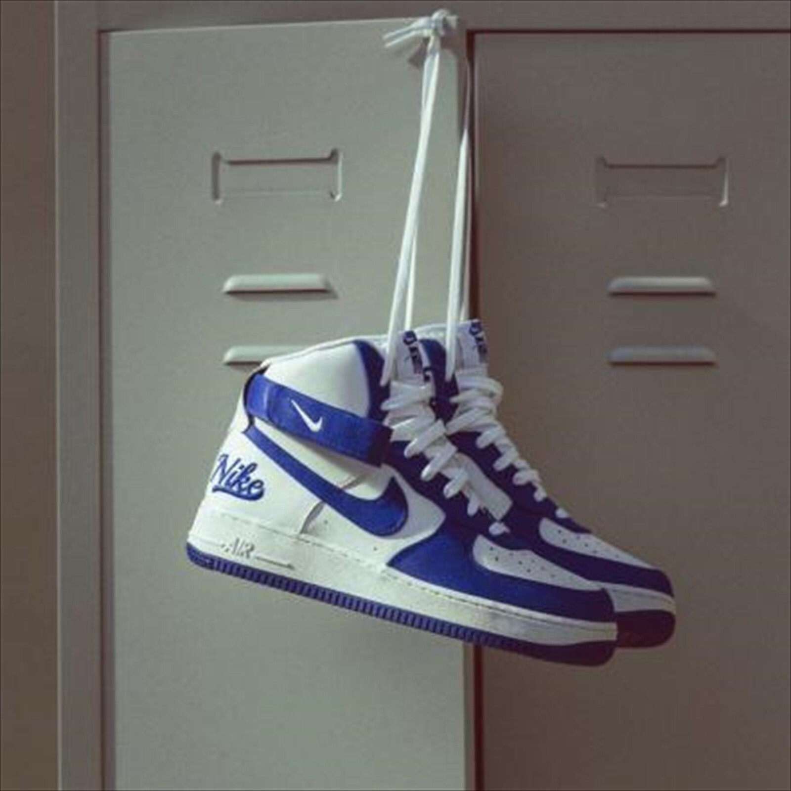 NIKE AIR FORCE 1 HIGH '07 LV8 EMB DODGERS WHITE BLUE RUSH DC8168-100 US 6.5  | eBay