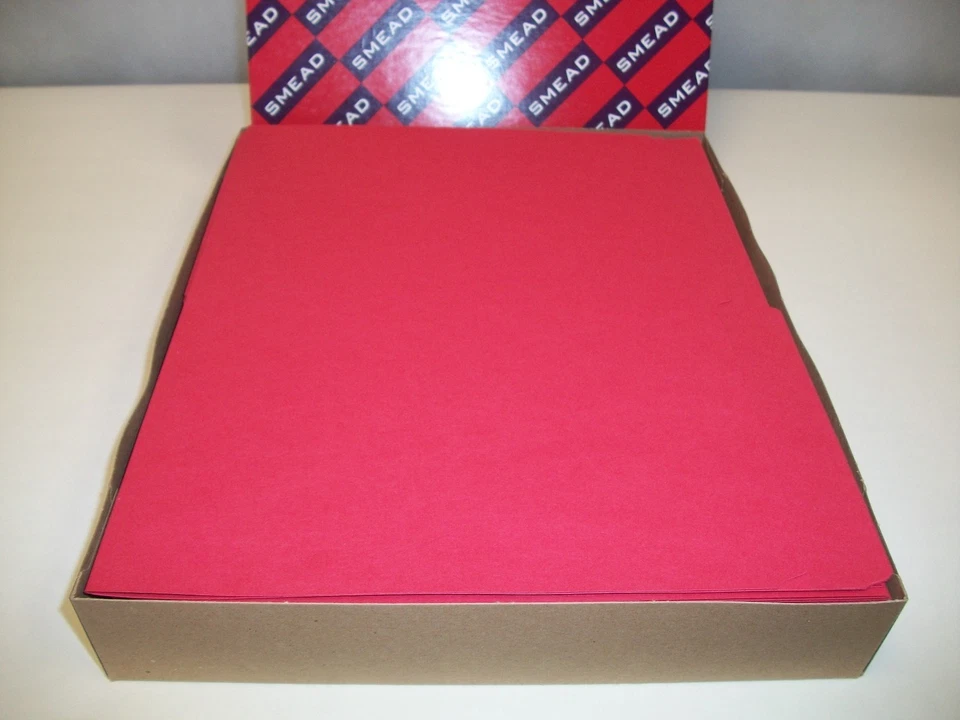 Carpetas de sujeción Smead, tamaño letra roja, corte 1/2 11 PT, 9-15/16 x 11-5/8, 50/caja Foto 2 de 3