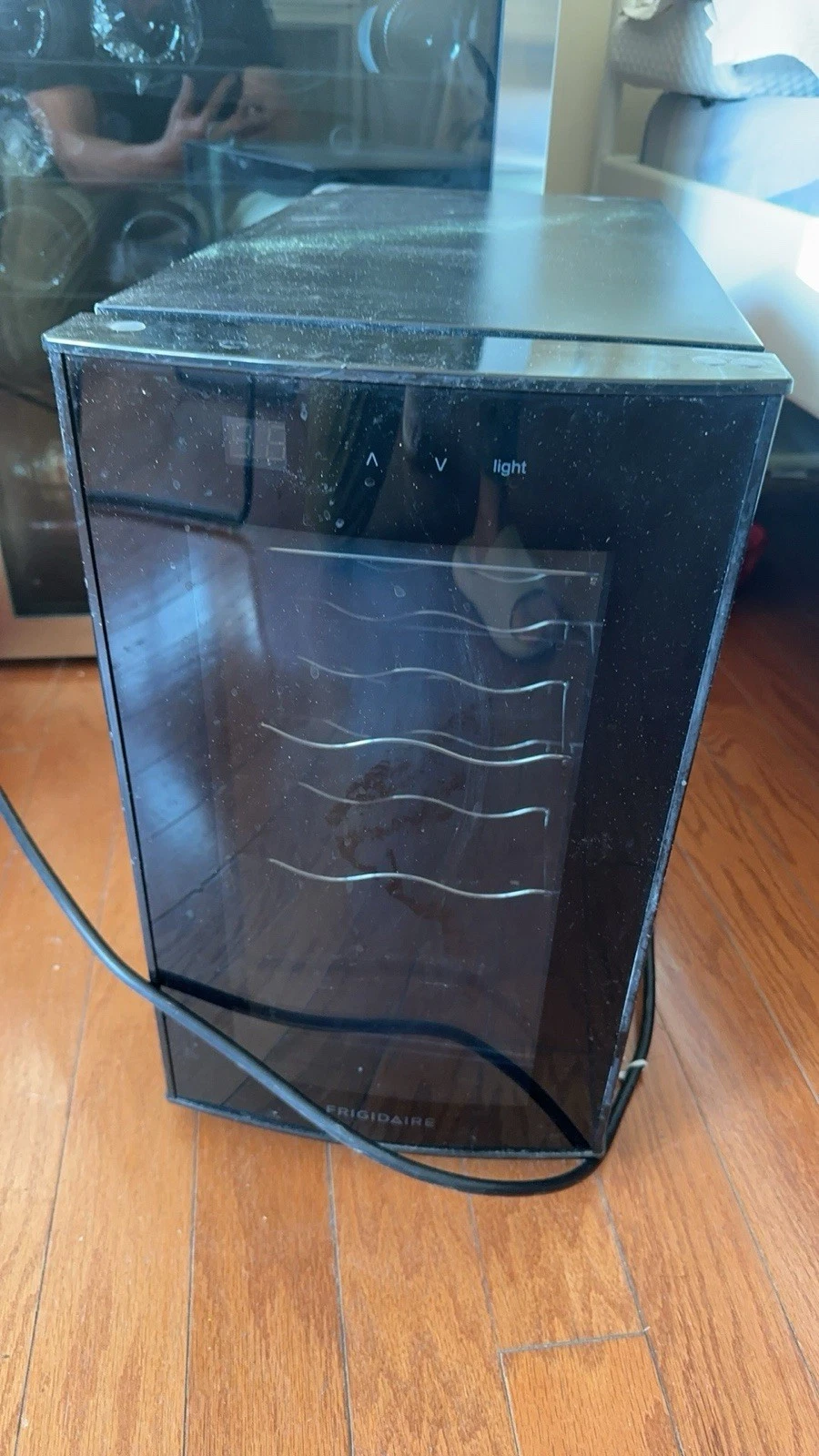 Frigidaire 8-Bottle Wine Fridge
Opens in a new window or tab