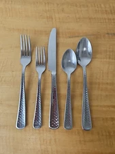 Cambridge Silver Francine Hammered stainless 5 PIECE set flatware (4 avail)