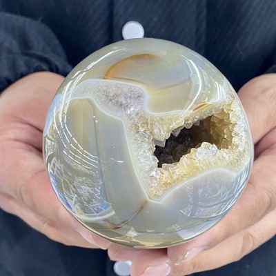 1.67LB Natural agate crystal cave ball, crystal ball, energy and spiritual energ