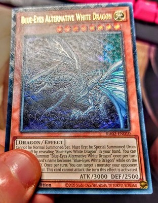 Yu-Gi-Oh! Ultimate Rare Style Blue-Eyes Alternative White Dragon