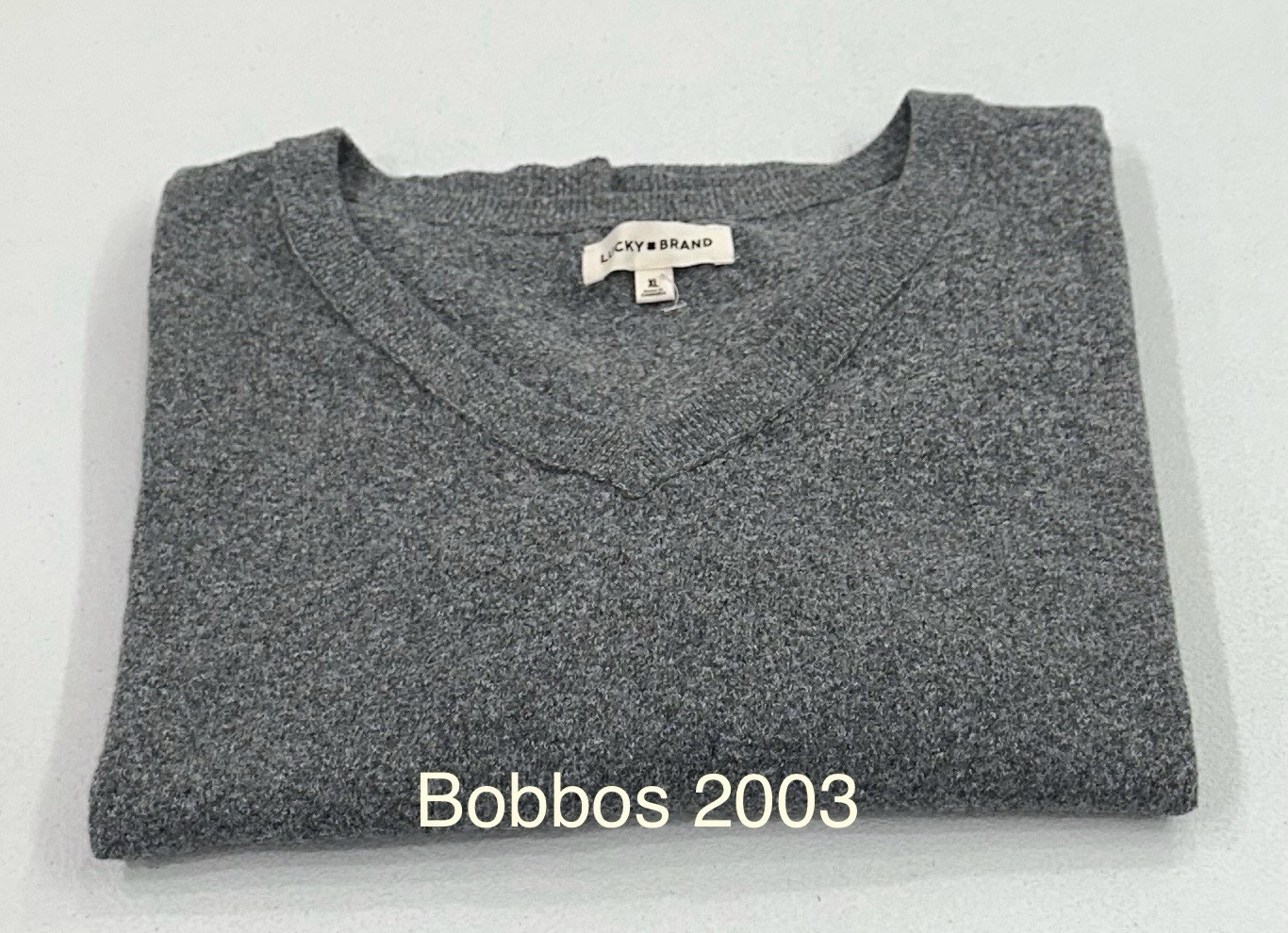 Lucky Brand Women's Soft Long Sleeve V-Neck Sweater, Medium Heather Gray, XL