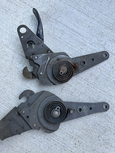 BMW E30 Driver Sport Seat Hinge Set Tilt Hinges Recliners
