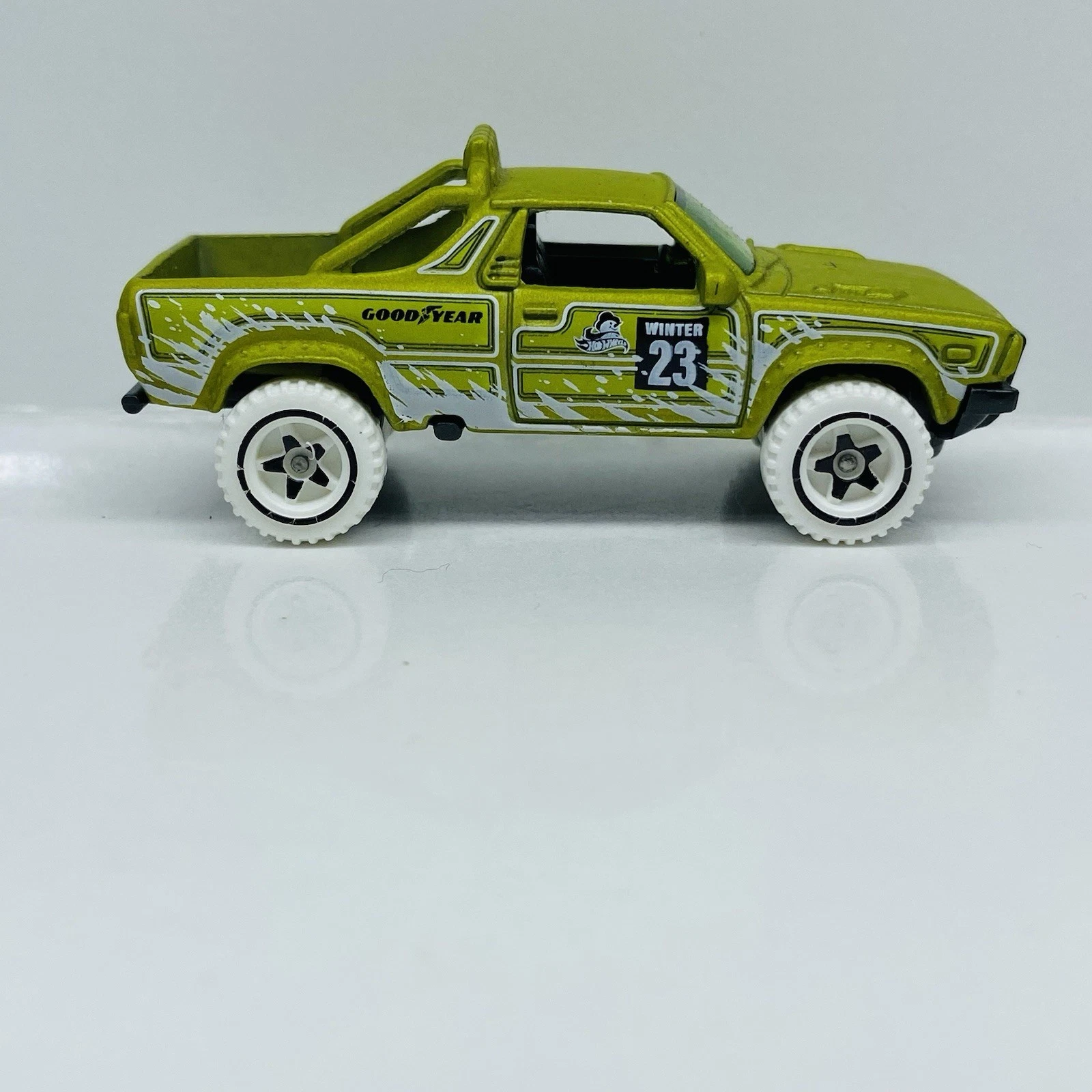 Picture 4 of 9