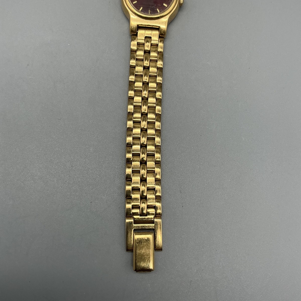 Vintage Seiko V401-0518 Womens Watch 16mm Gold Tone Black  display picture 2