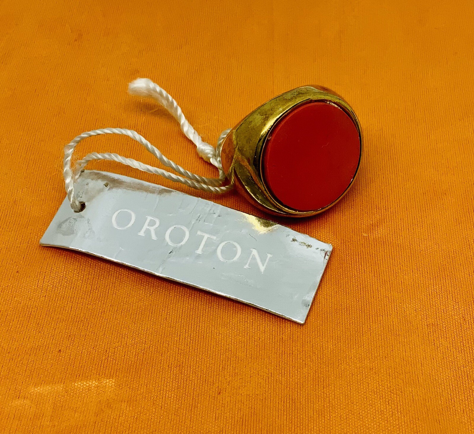 Genuine Oroton GENESIS RING -  Chilli - NWT Size 5 RRP $75 Some Marks