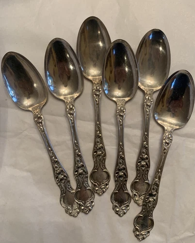6 Wallace Siversmiths Sterling Silver Spoons. Violet Pattern