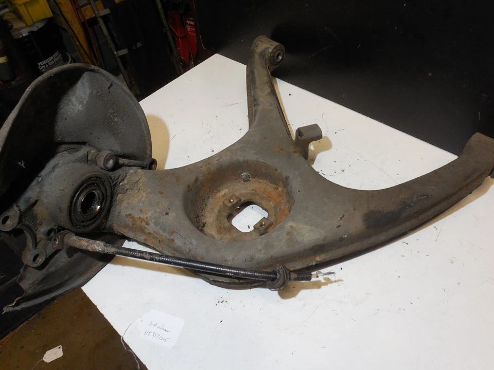 左后尾随控制臂 1153571205 73-80 梅赛德斯奔驰 W116 280SE 450SL — 第 2/4 张图片