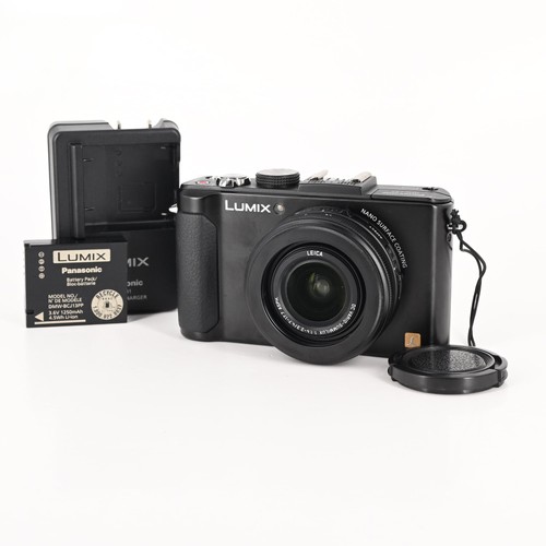 Panasonic Lumix DMC-LX7 10.1MP Digital Camera w/3.8x Zoom #325