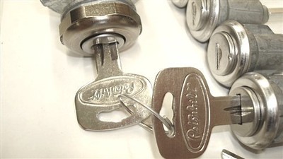 Door Locks & Ignition Switch With Keys For Peterbilt 379 377 359 & Other Models - USA Made
