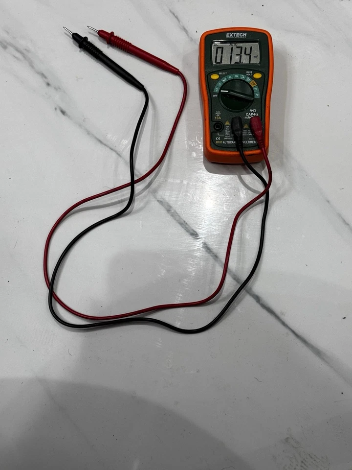 EXTECH MN36 Digital Multimeter VDC: 400m/4/40/400/600V - Image 2 of 4