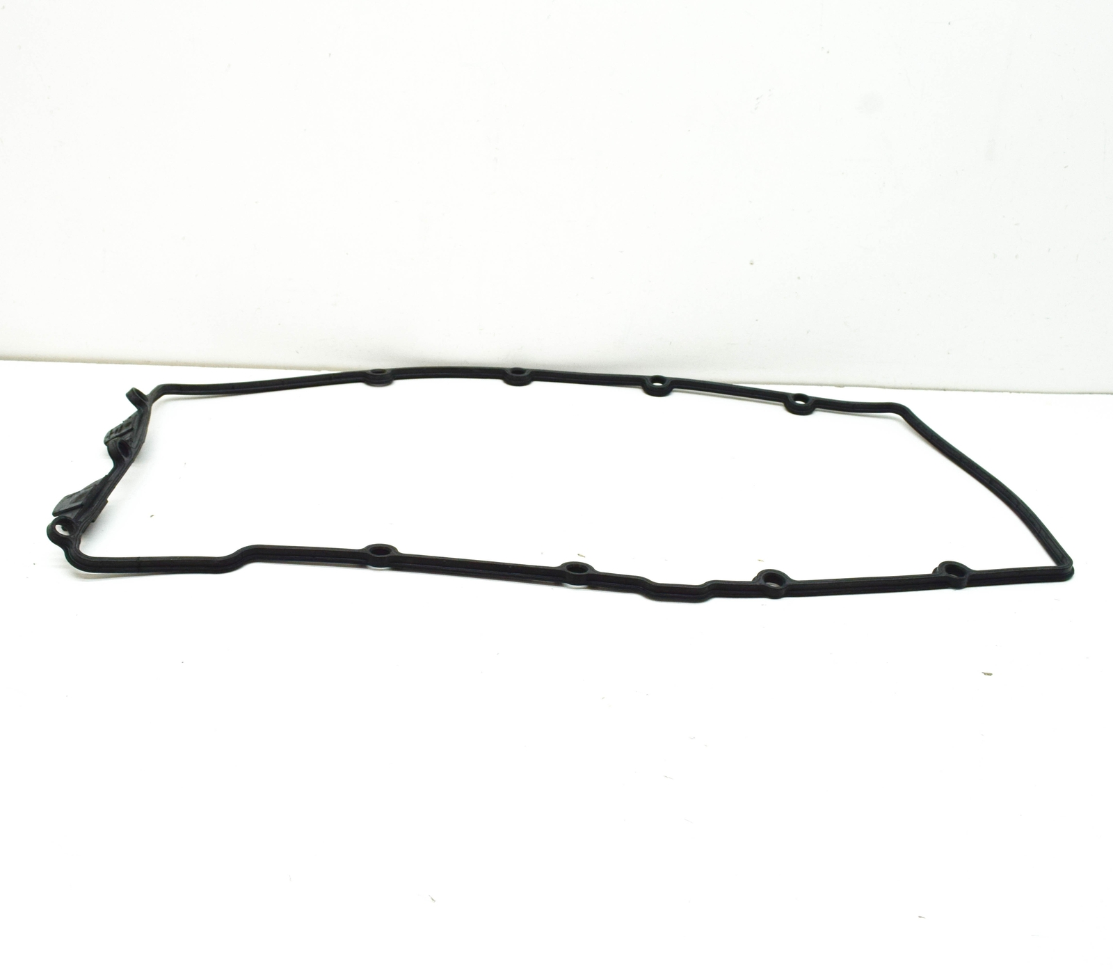 NOUVEAU JOINT DE COUVERCLE DE CULASSE BMW 7 E65 11122248372