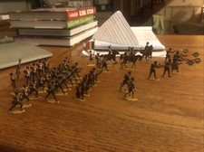 Lot 39 Hand Painted Lead Soldiers Blue Uniform Drummer Horse Flag Charge  B  